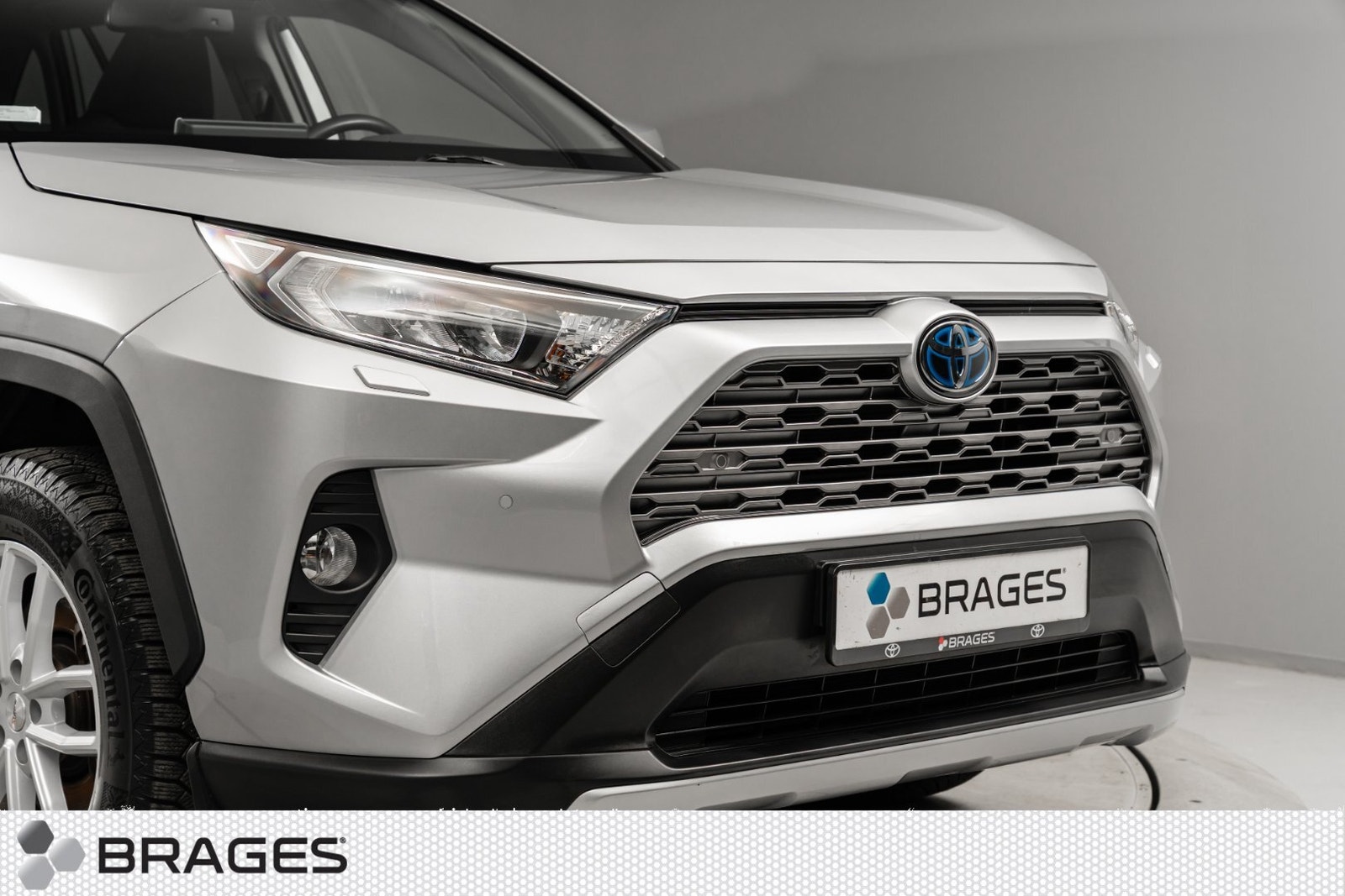 Toyota RAV4 Hybrid E-CVT, 218ps, 2020