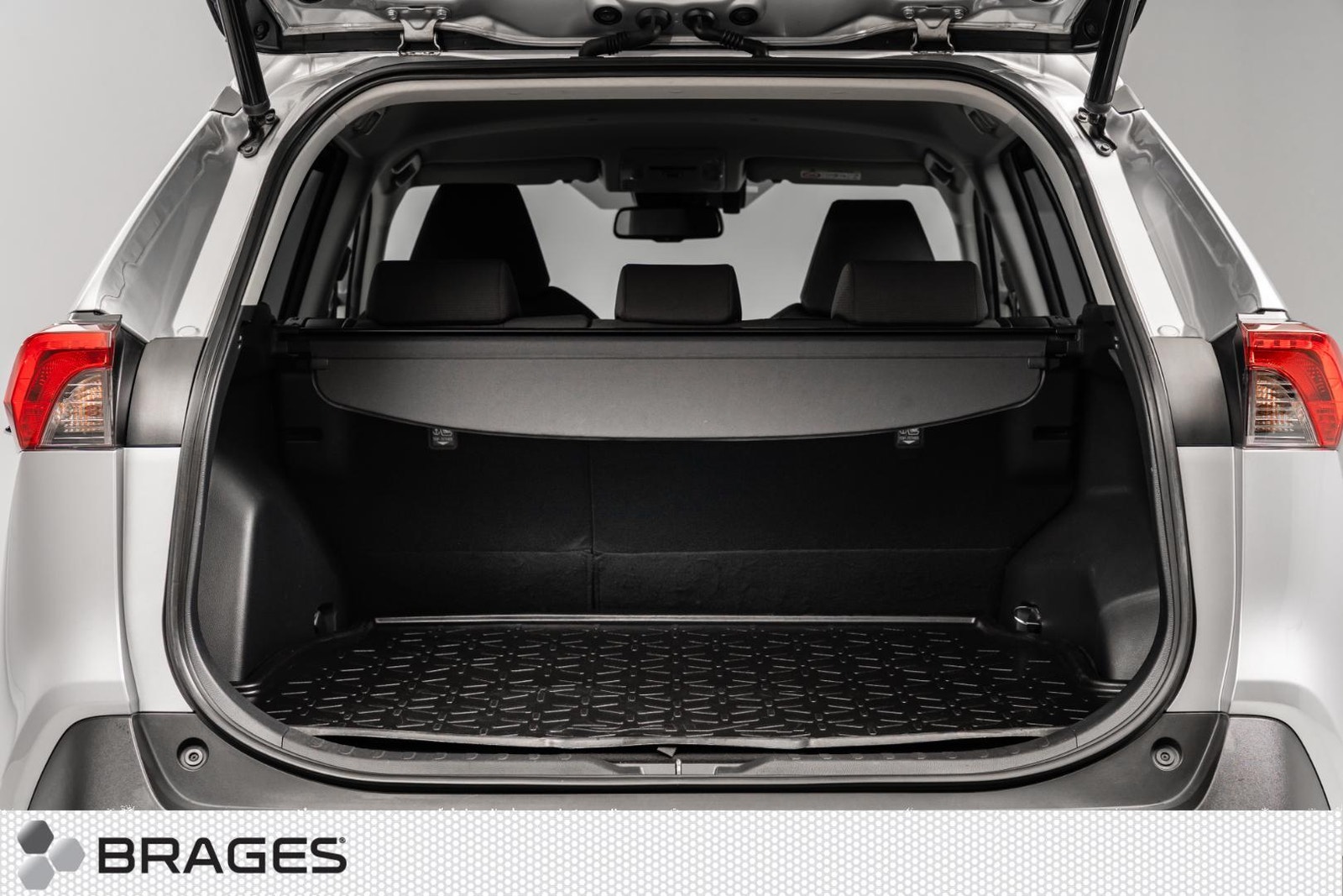Toyota RAV4 Hybrid E-CVT, 218ps, 2020