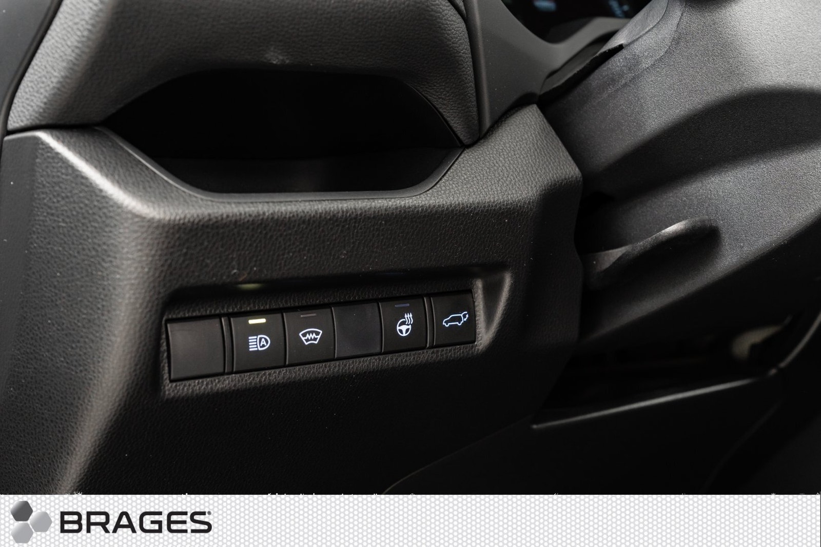 Toyota RAV4 Hybrid E-CVT, 218ps, 2020