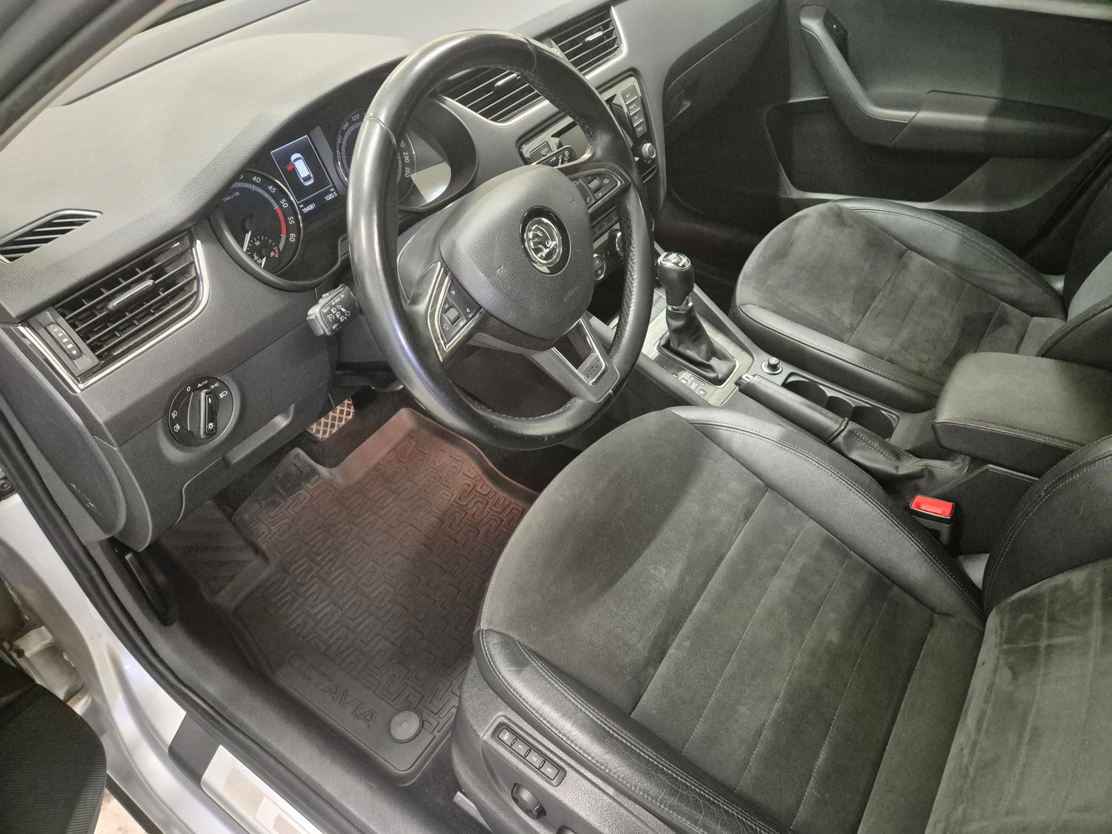 Škoda Octavia Scout 2.0 TDI 4x4 DSG Sequential, 184hp, 2015