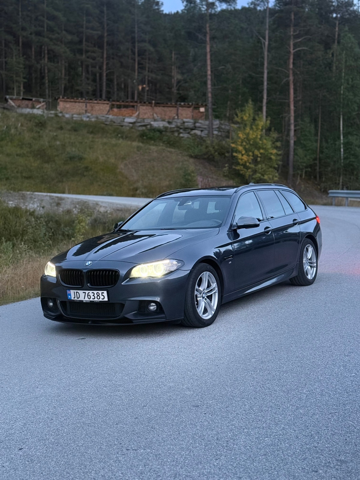 BMW 520d xDrive Touring Steptronic, 190hp, 2016