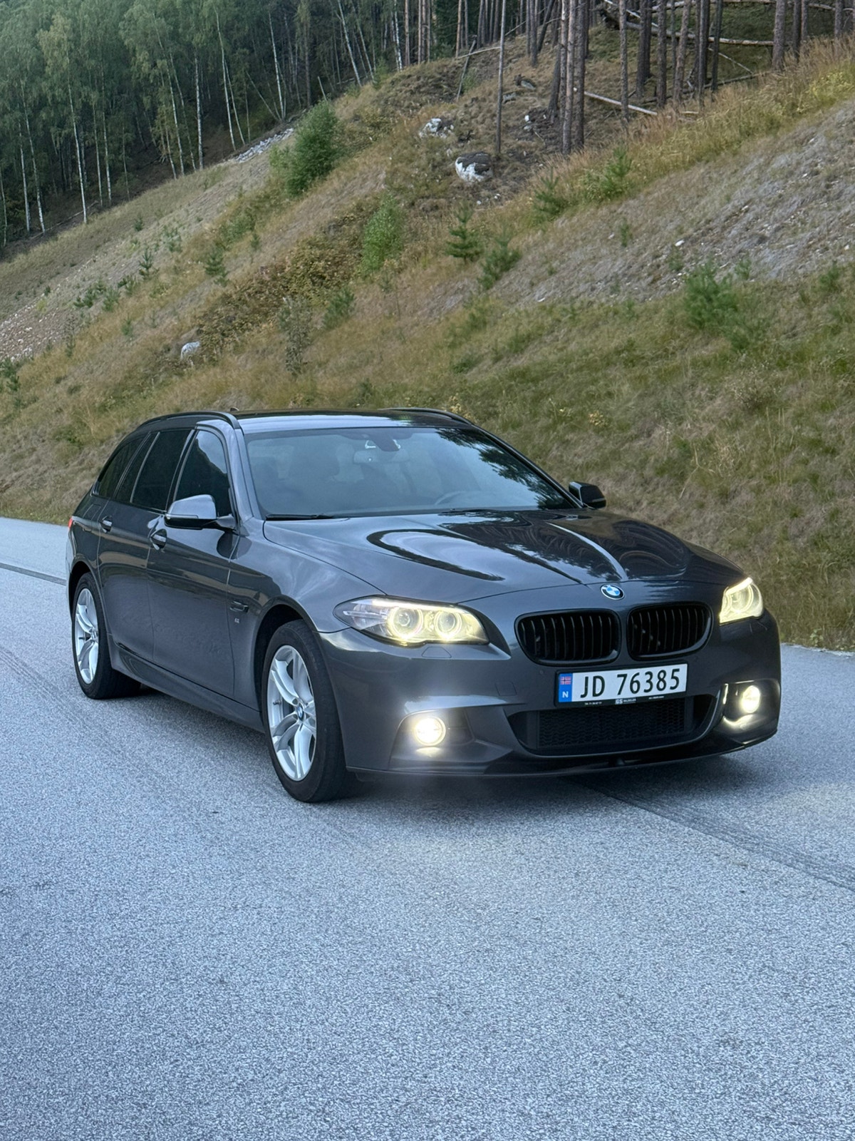 BMW 520d xDrive Touring Steptronic, 190hp, 2016