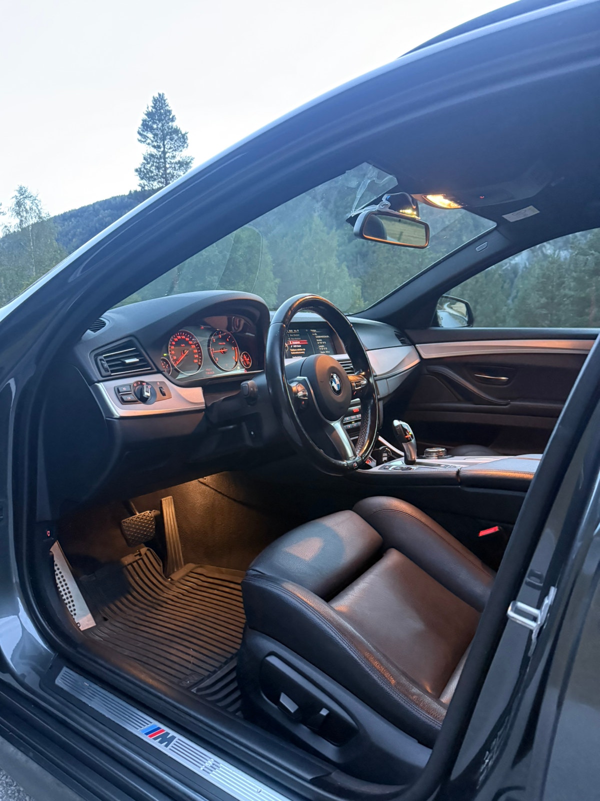 BMW 520d xDrive Touring Steptronic, 190hp, 2016