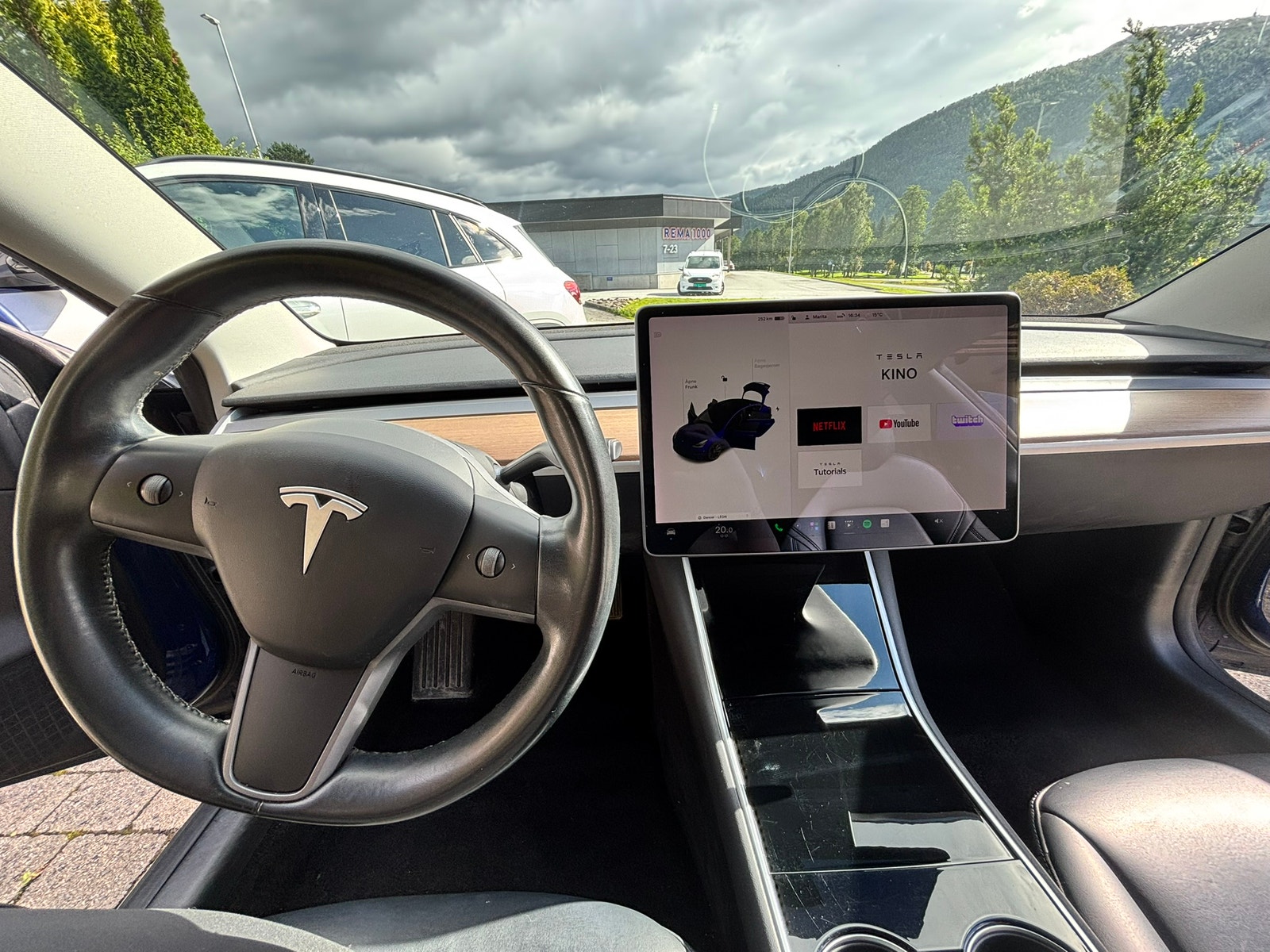 Tesla Model 3 Long Range AWD, 440hp, 2019