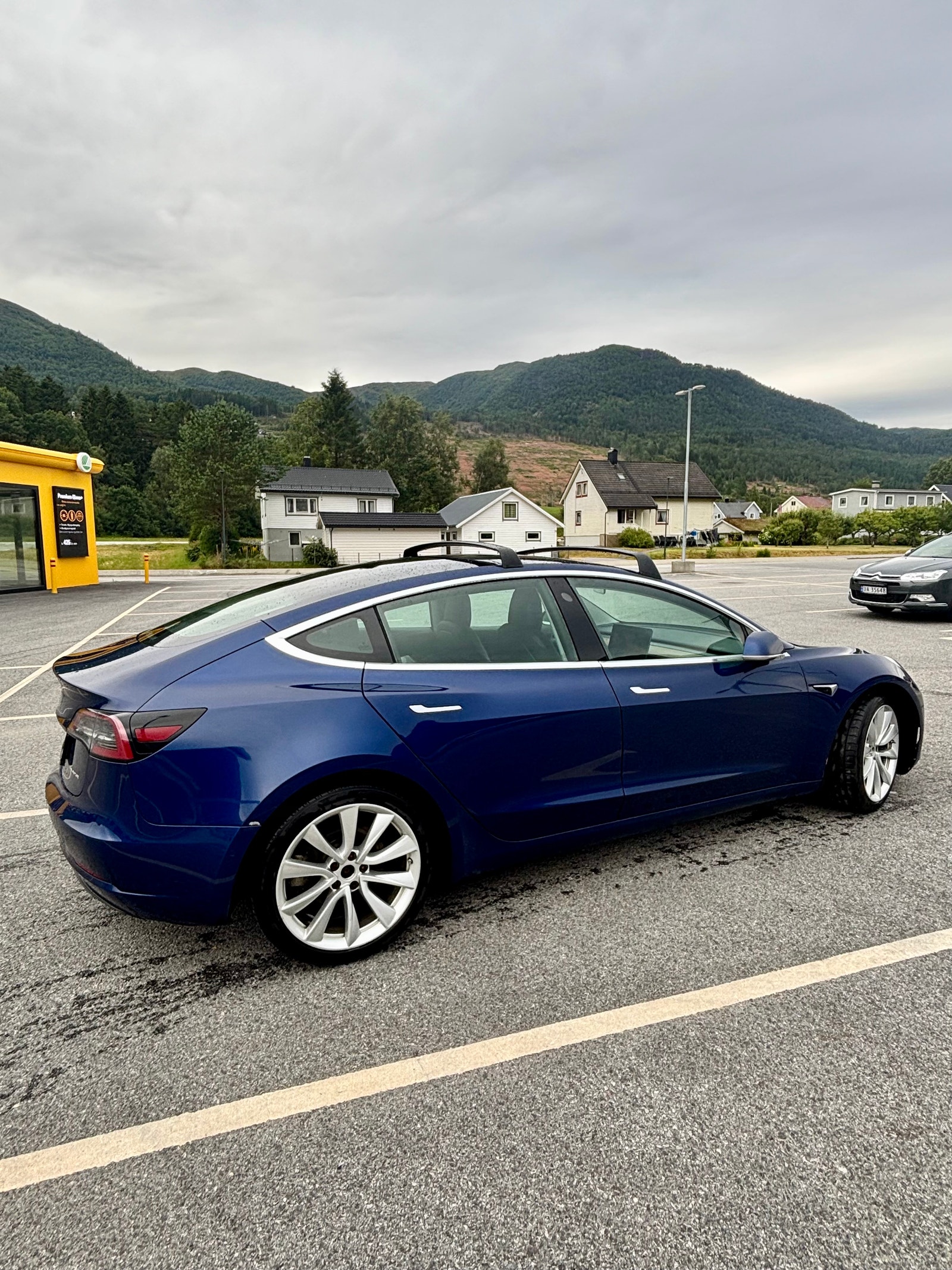 Tesla Model 3 Long Range AWD, 440hp, 2019
