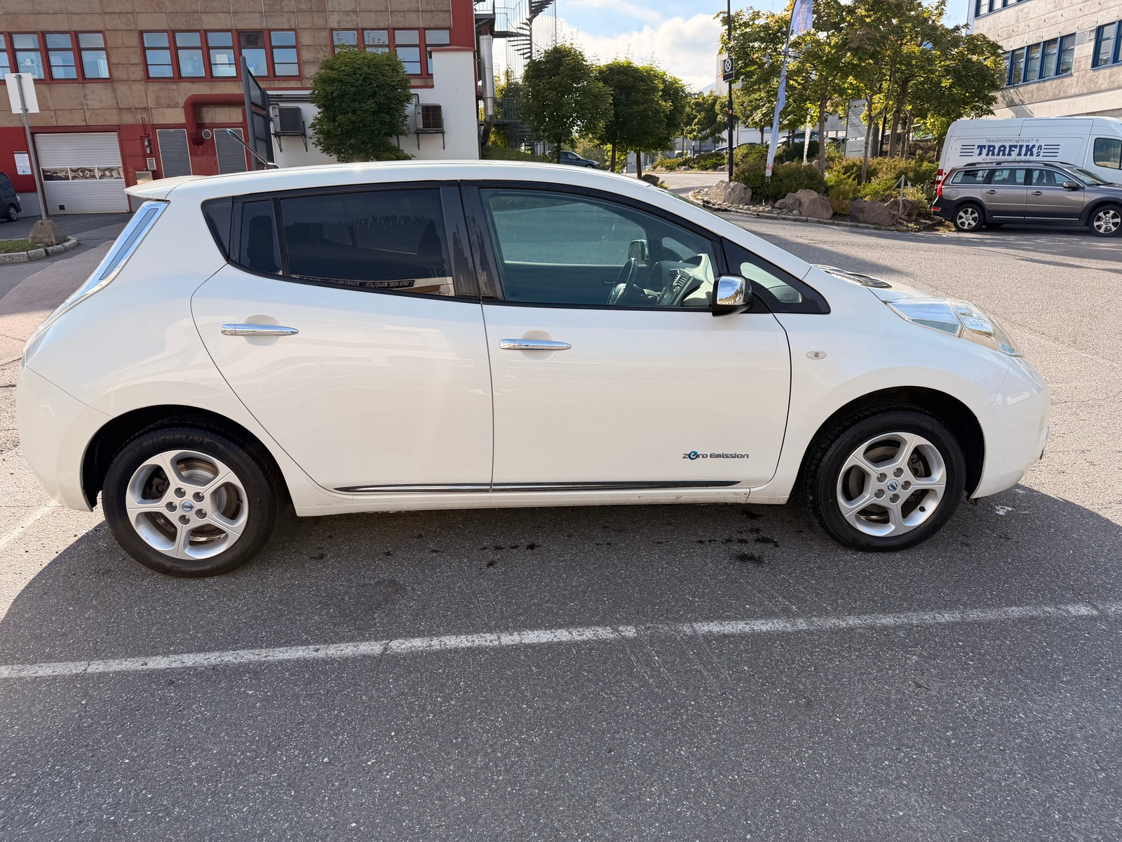 Nissan Leaf 24 kWh, 109ps, 2014