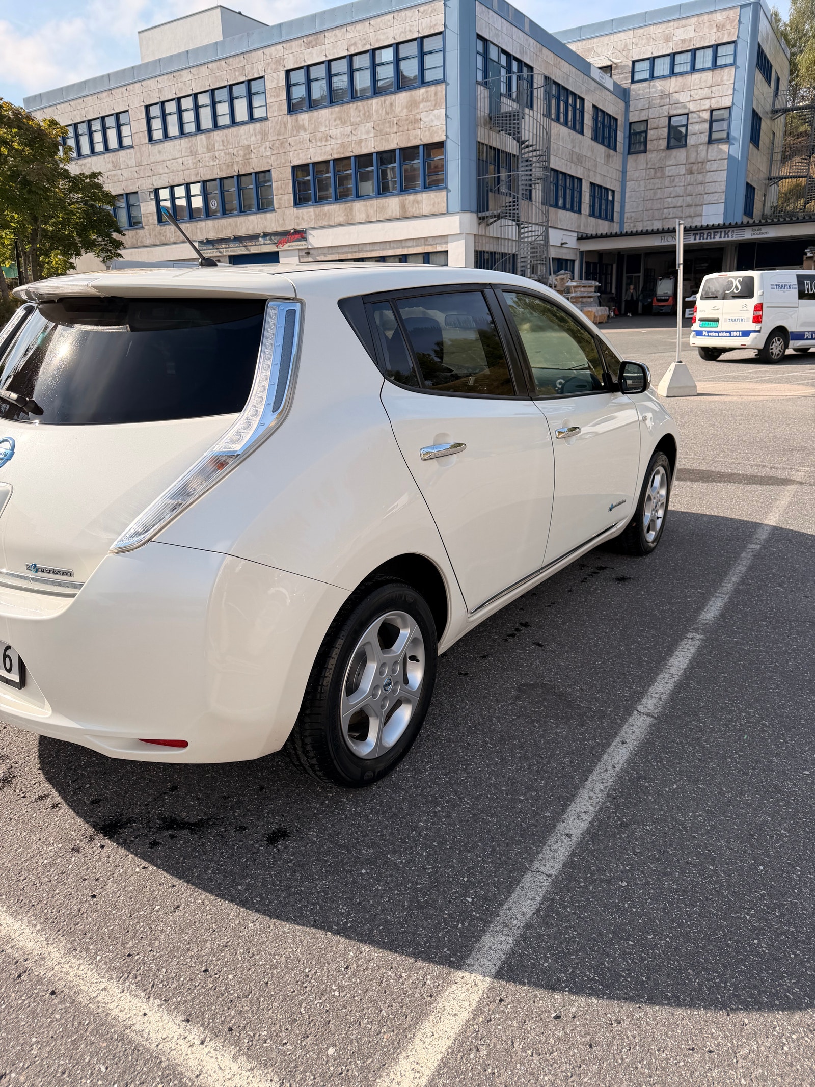 Nissan Leaf 24 kWh, 109ps, 2014