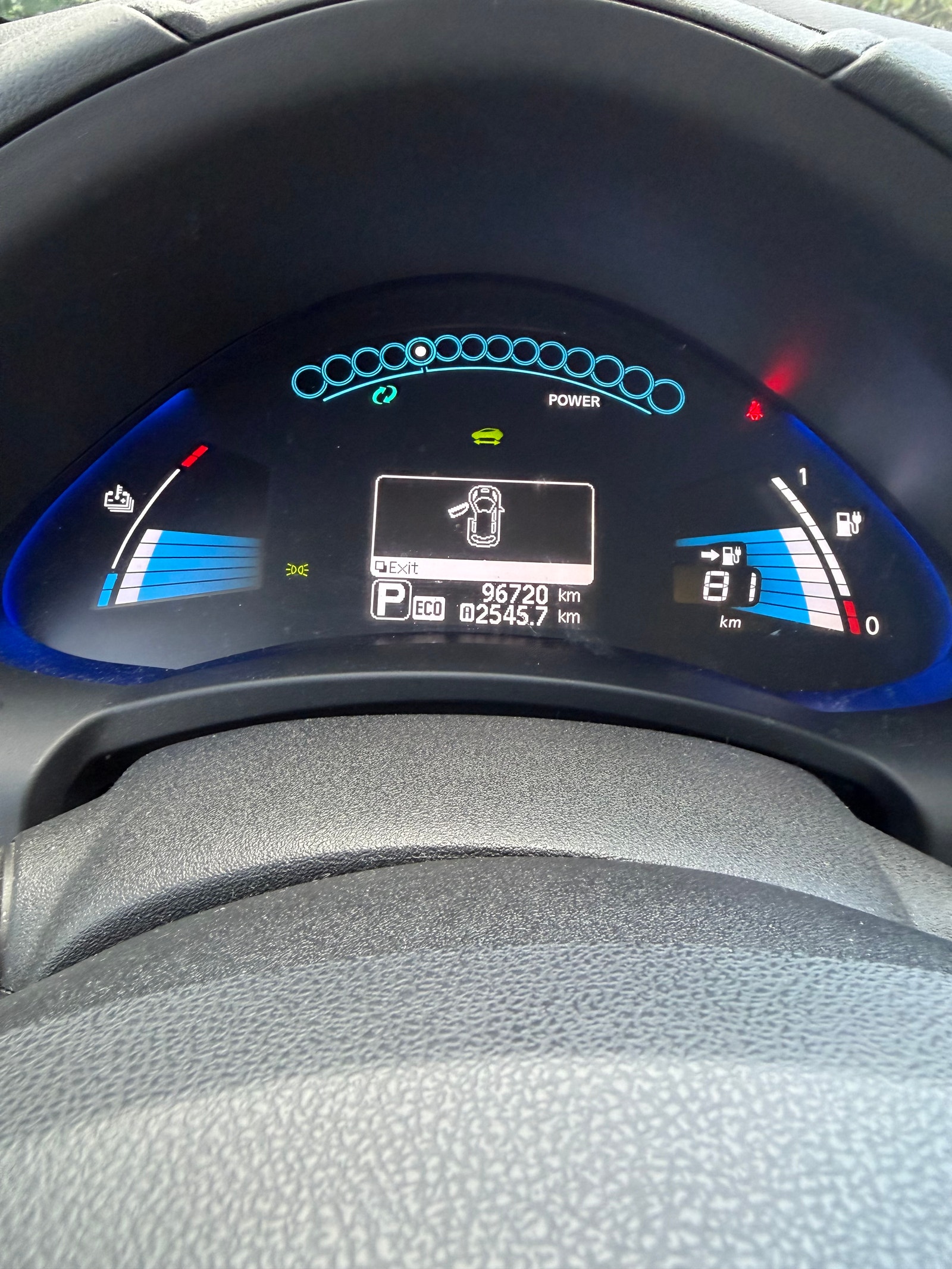 Nissan Leaf 24 kWh, 109ps, 2014