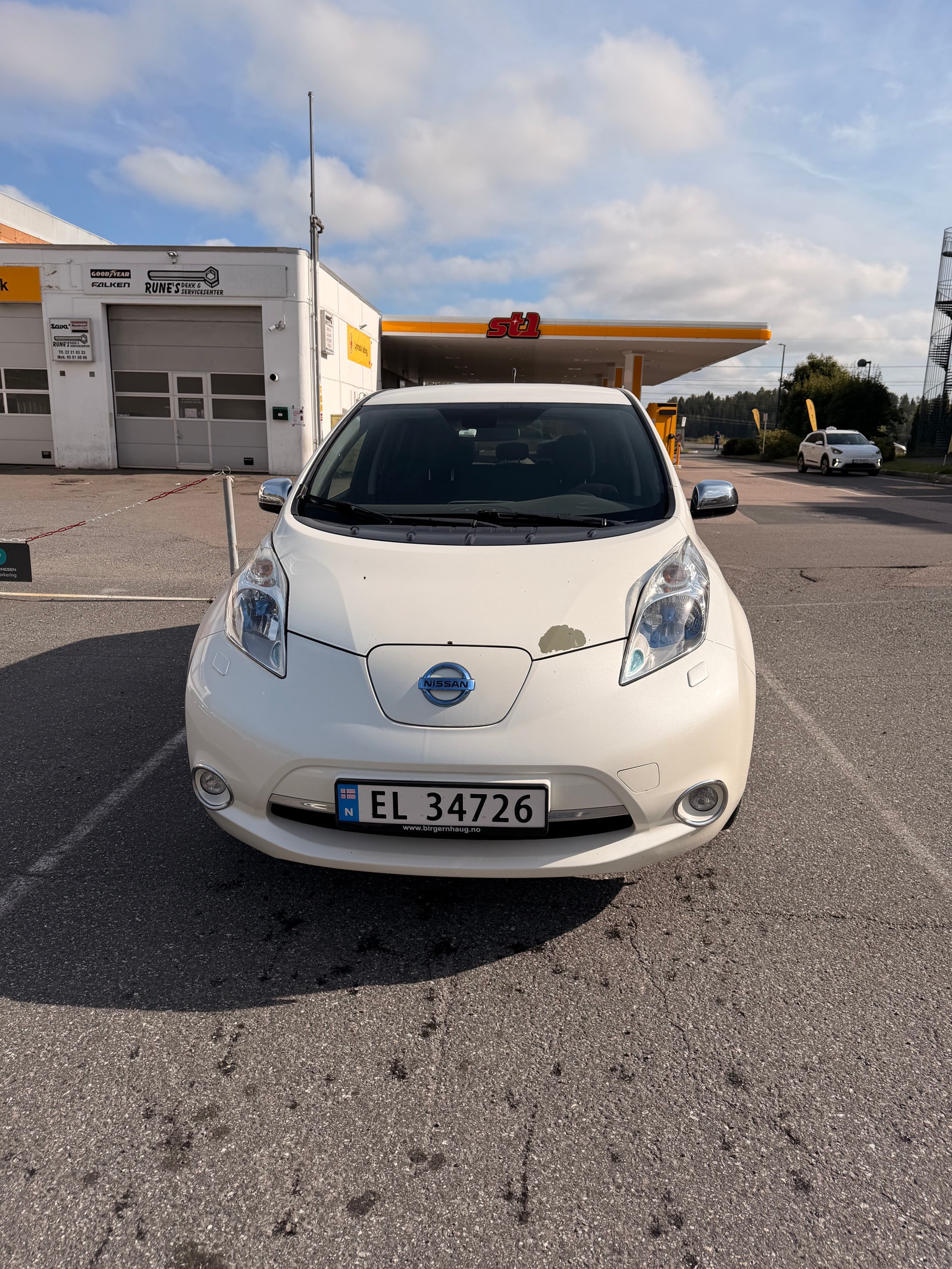 Nissan Leaf 24 kWh, 109ps, 2014
