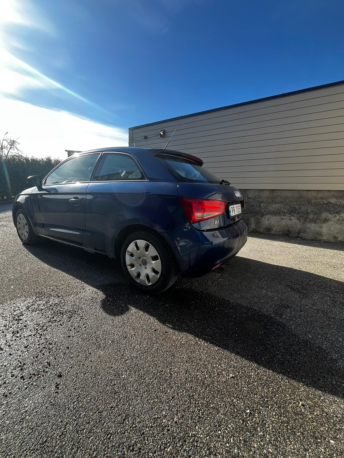 Audi A1 1.6 TDI  Manual, 5-trins, 105ps, 2011