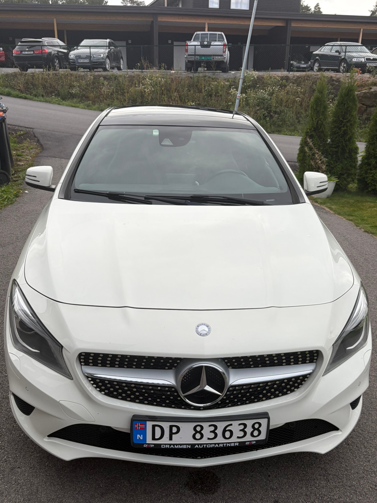 Mercedes-Benz CLA 180 7G-DCT, 122hp, 2015