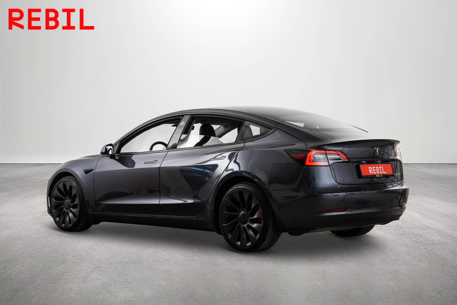 Tesla Model 3 Performance, 534hk, 2023