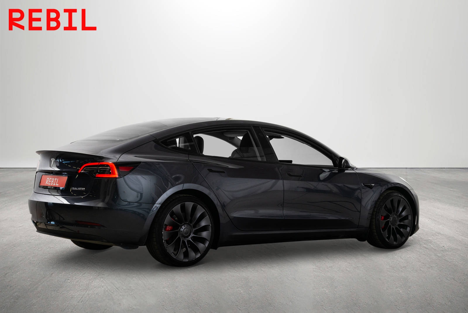 Tesla Model 3 Performance, 534hk, 2023