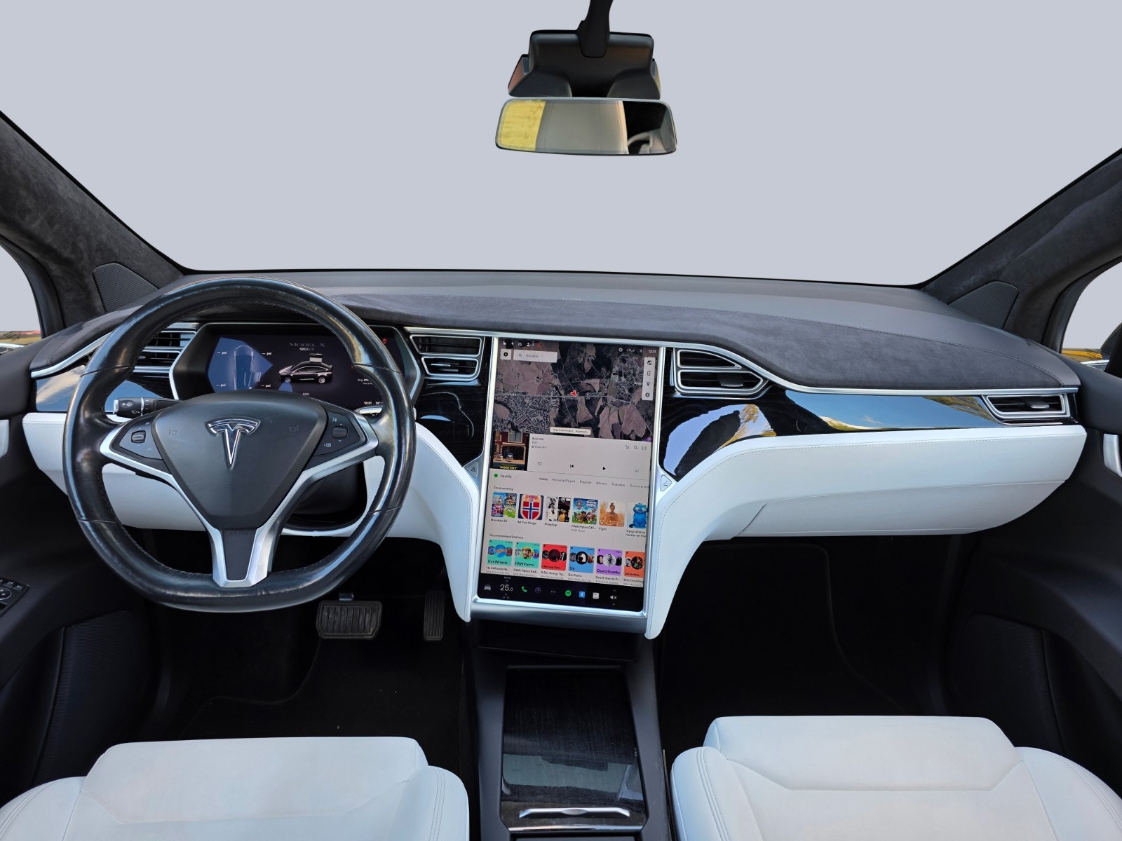 Tesla Model X 90D, 423ps, 2017