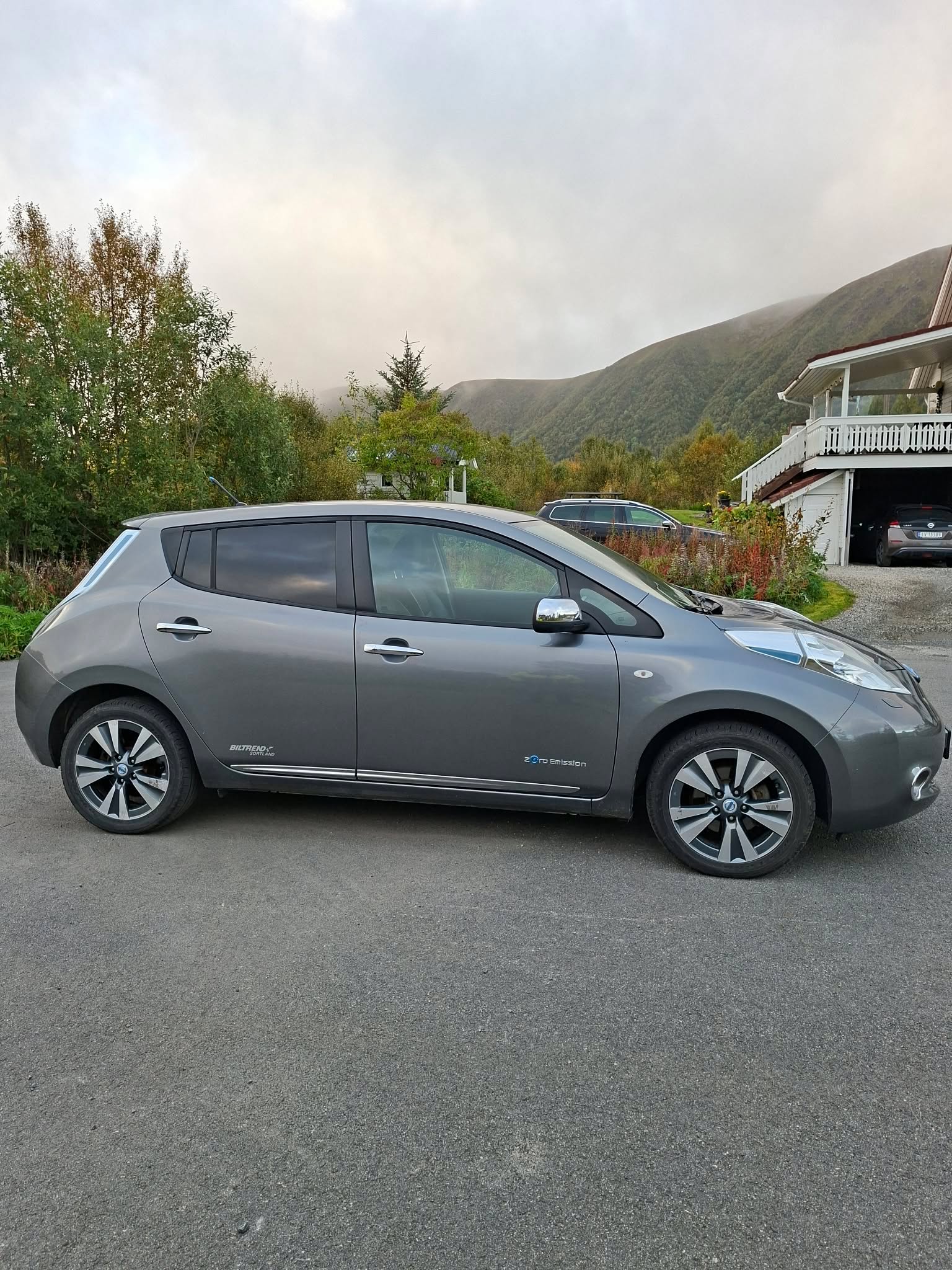 Nissan Leaf 24 kWh, 109ps, 2014