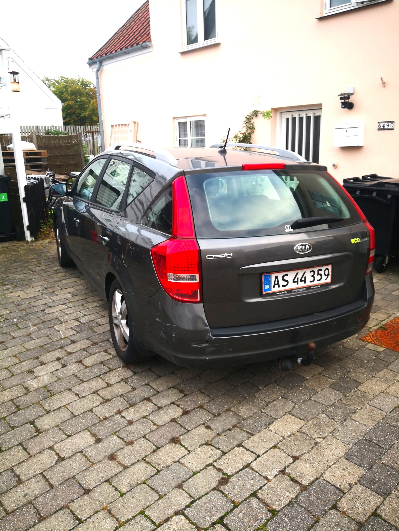 Kia cee'd_sw 1.6 CRDi Manual, 115hp, 2012