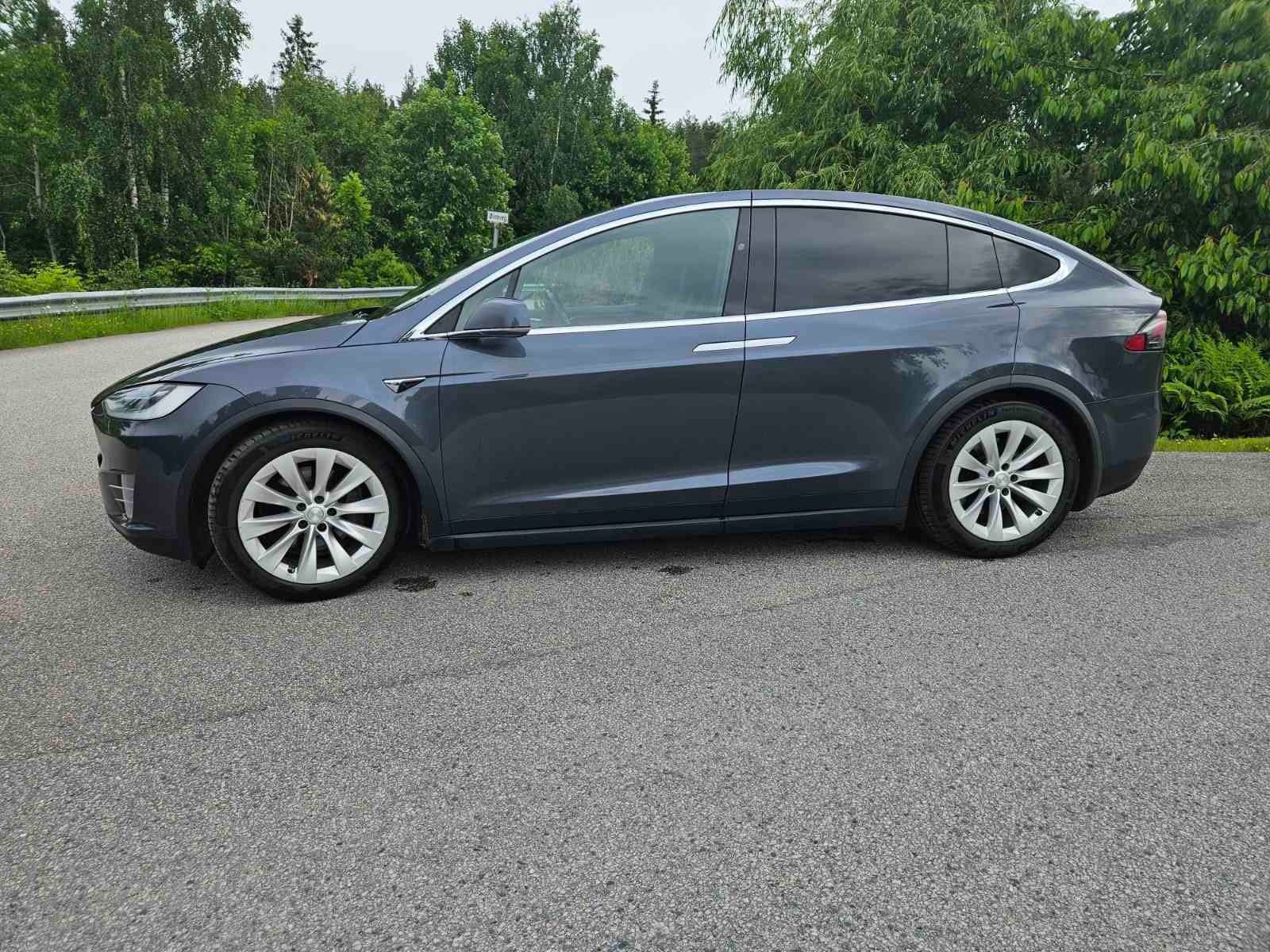 Tesla Model X 75D, 525ps, 2018
