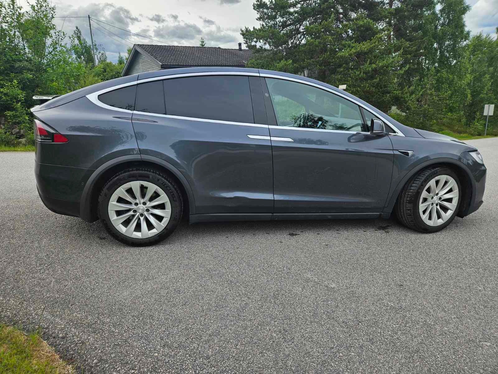Tesla Model X 75D, 525ps, 2018