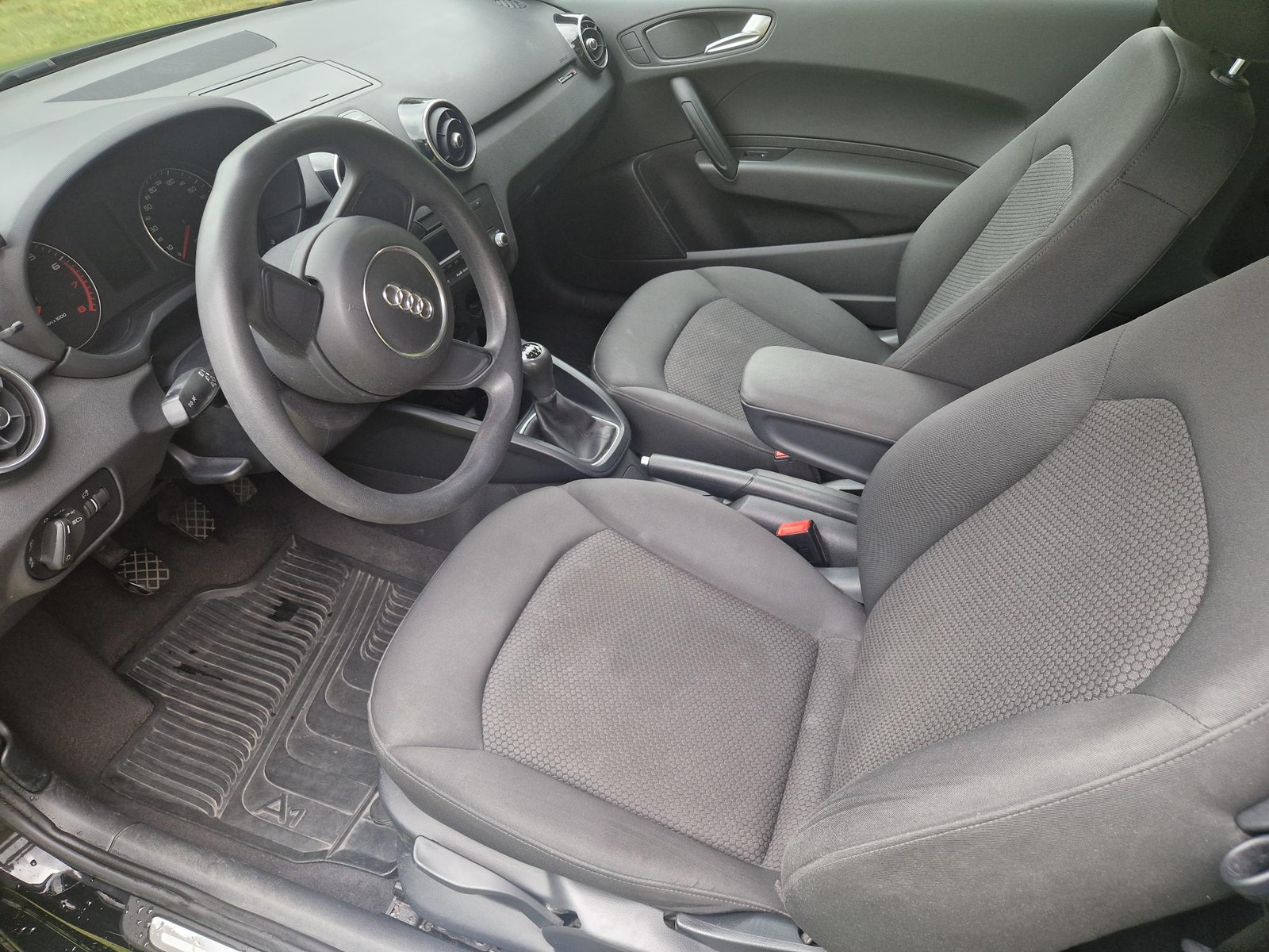 Audi A1 1.2 TFSI Manuell, 5-trinn, 86hk, 2012