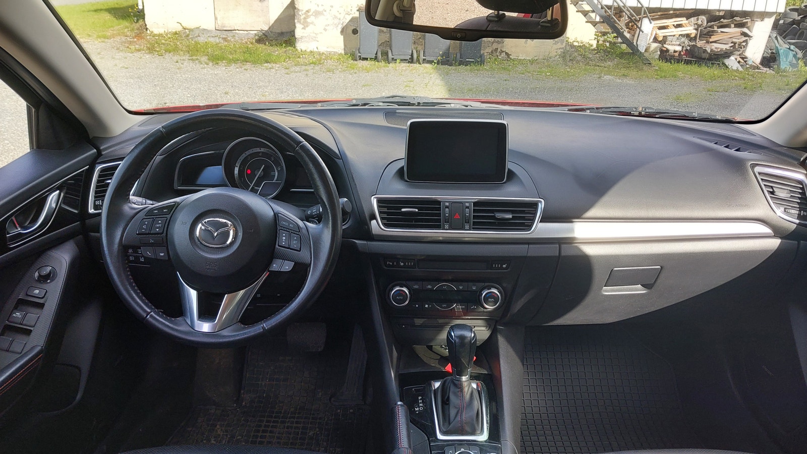 Mazda 3 Sport 2.2 SKYACTIV-D Automatic, 6-trins, 150ps, 2014
