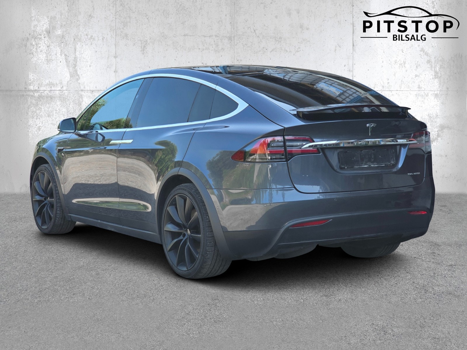 Tesla Model X Long Range, 423hp, 2019