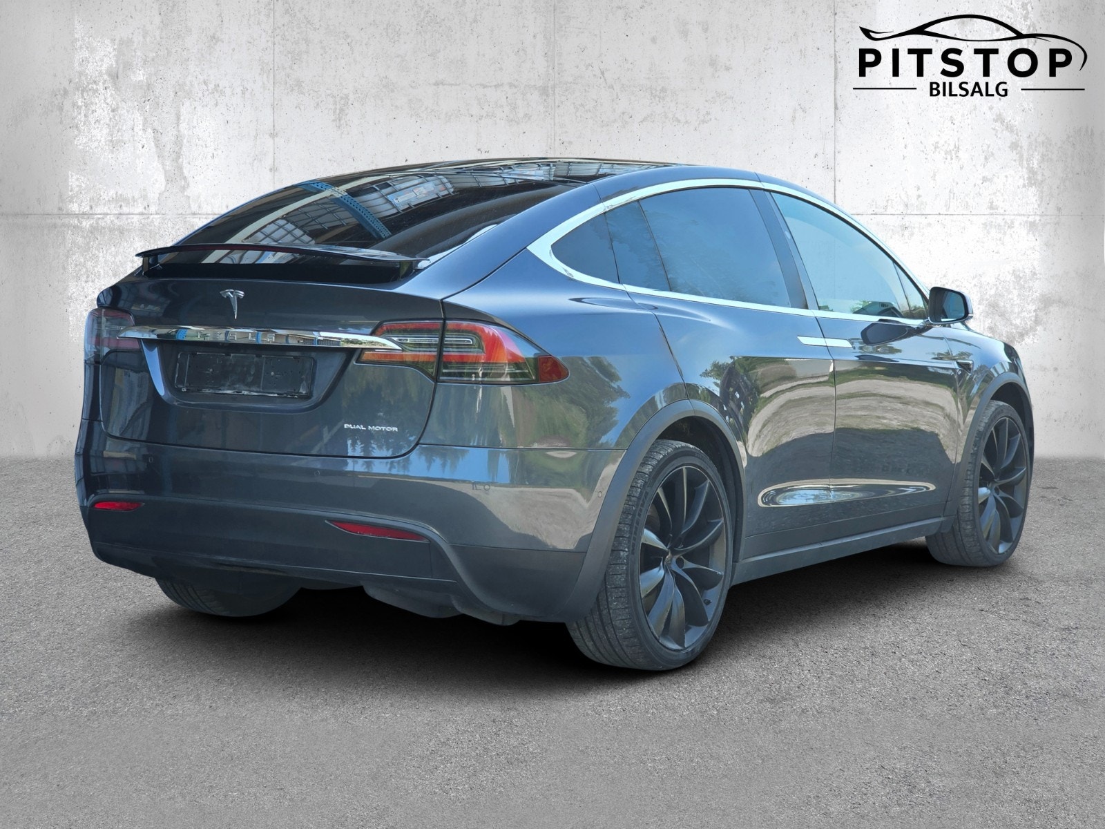 Tesla Model X Long Range, 423hp, 2019