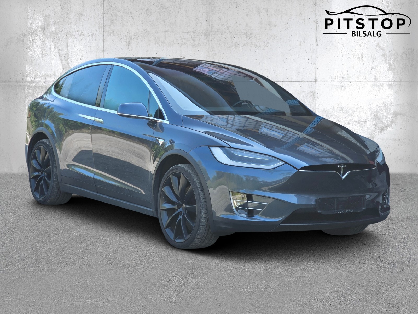 Tesla Model X Long Range, 423hp, 2019