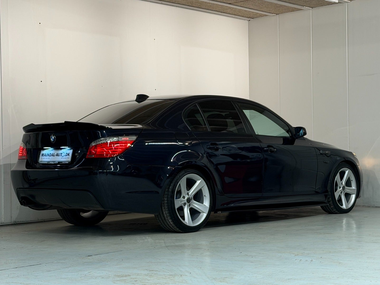 BMW 525d Sedan Manual, 197hp, 2008