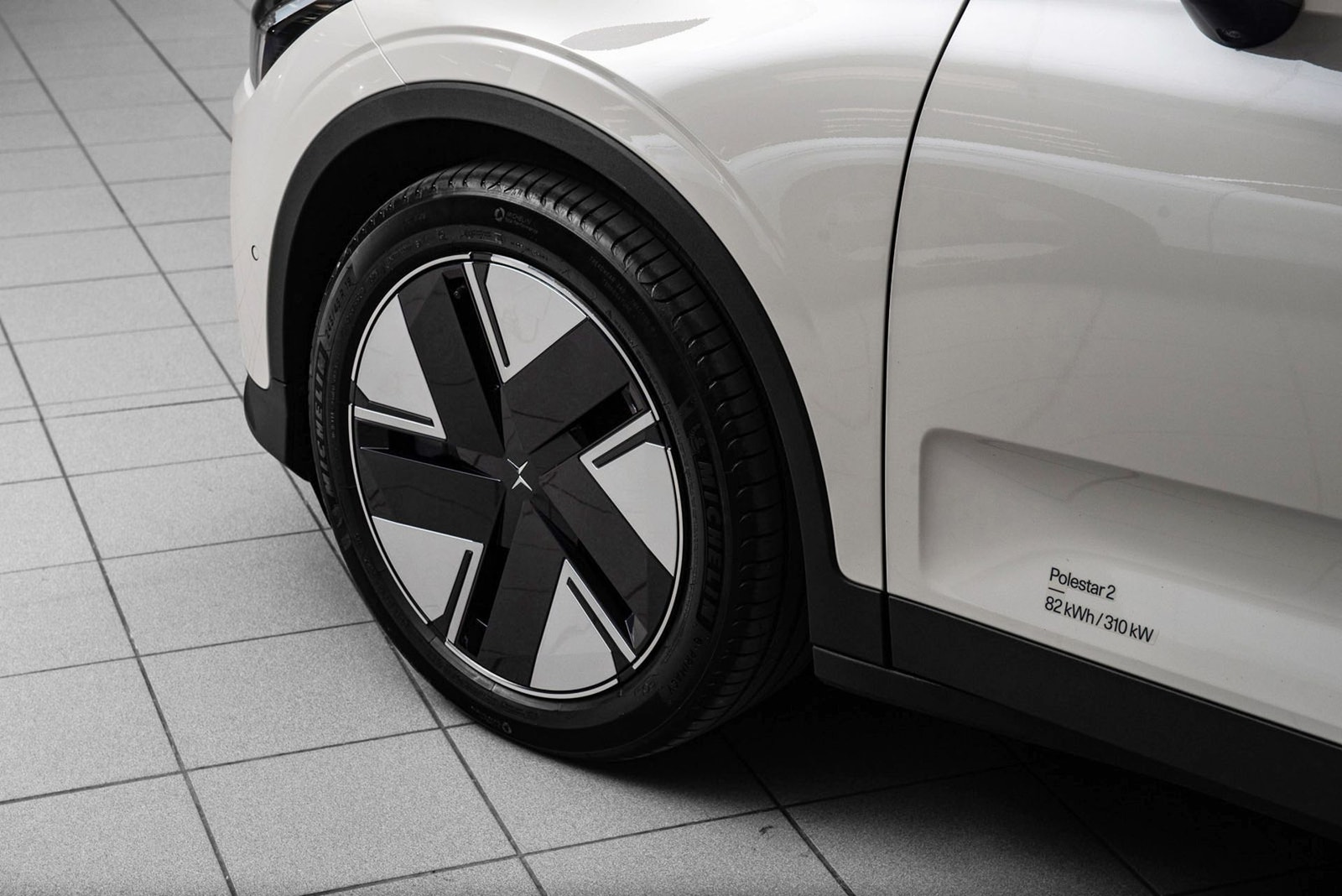 Polestar 2 Long range Dual motor, 421hp, 2026