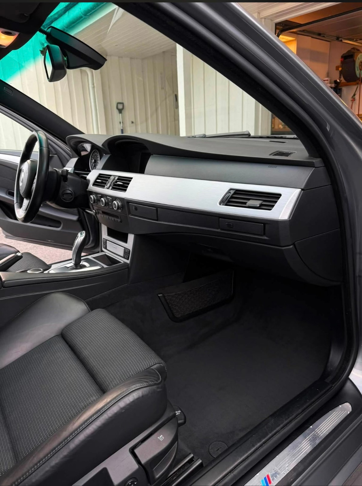 BMW 525d Sedan Automatic, 197hp, 2007
