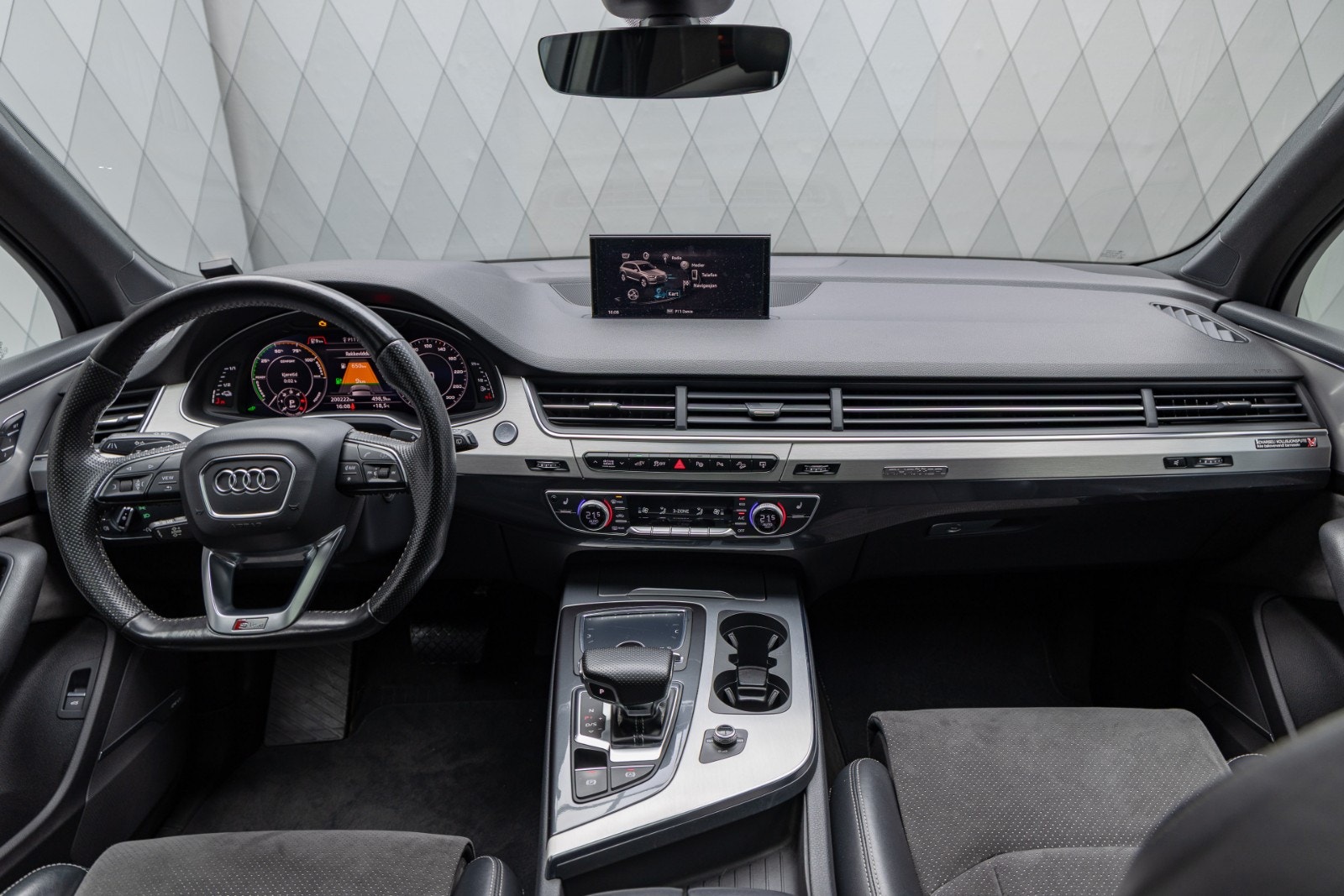 Audi Q7 e-Tron 3.0 TDI quattro TipTronic, 373hp, 2017