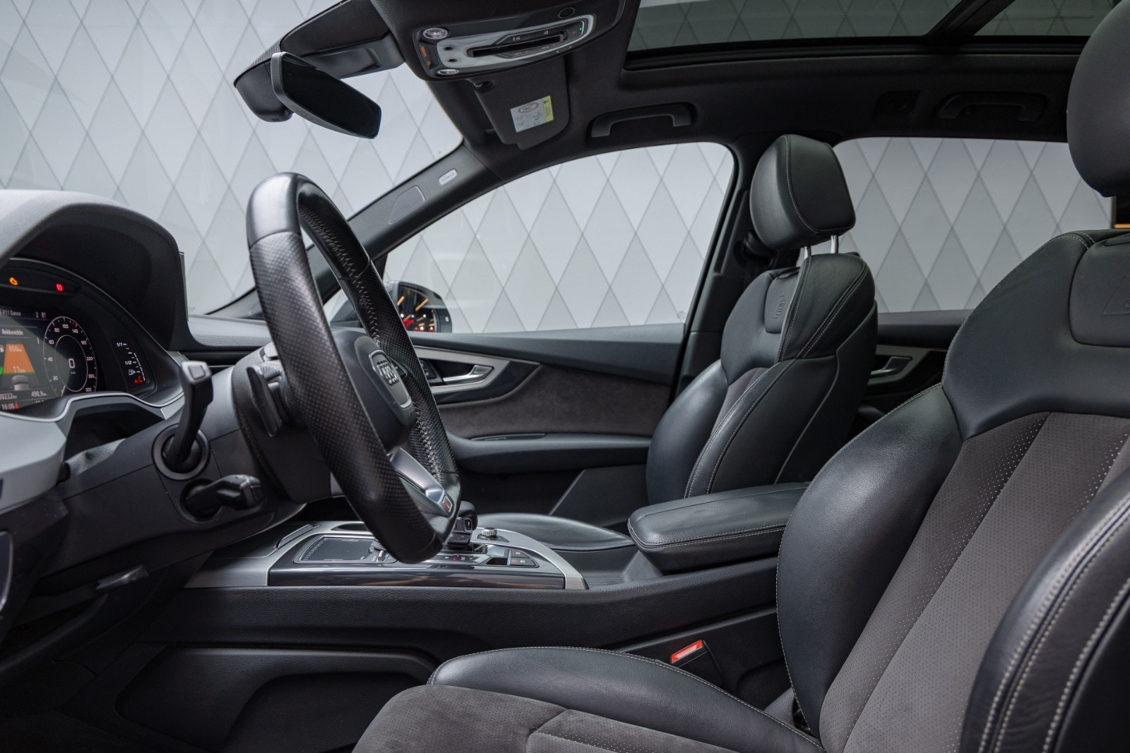 Audi Q7 e-Tron 3.0 TDI quattro TipTronic, 373hp, 2017