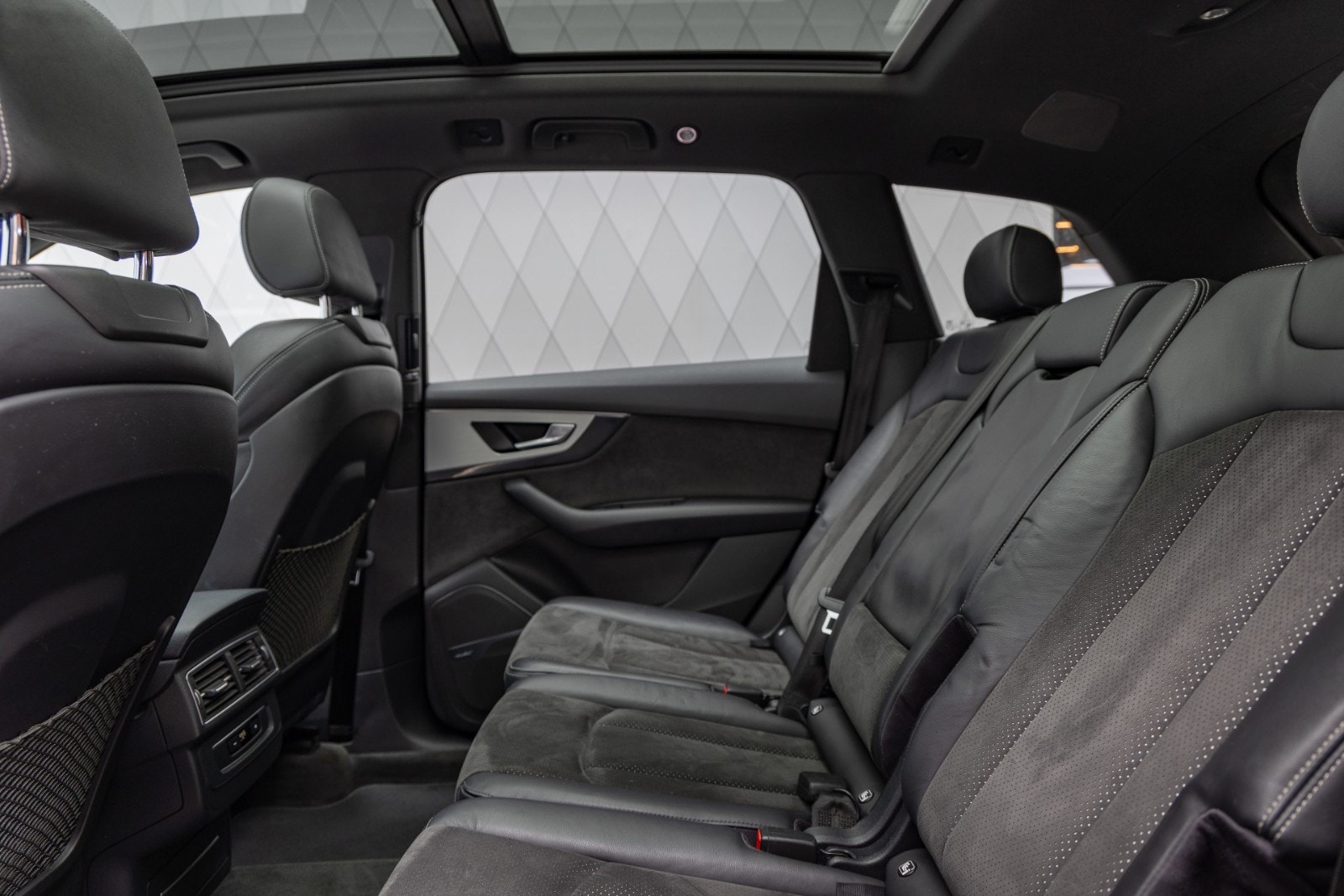 Audi Q7 e-Tron 3.0 TDI quattro TipTronic, 373hp, 2017