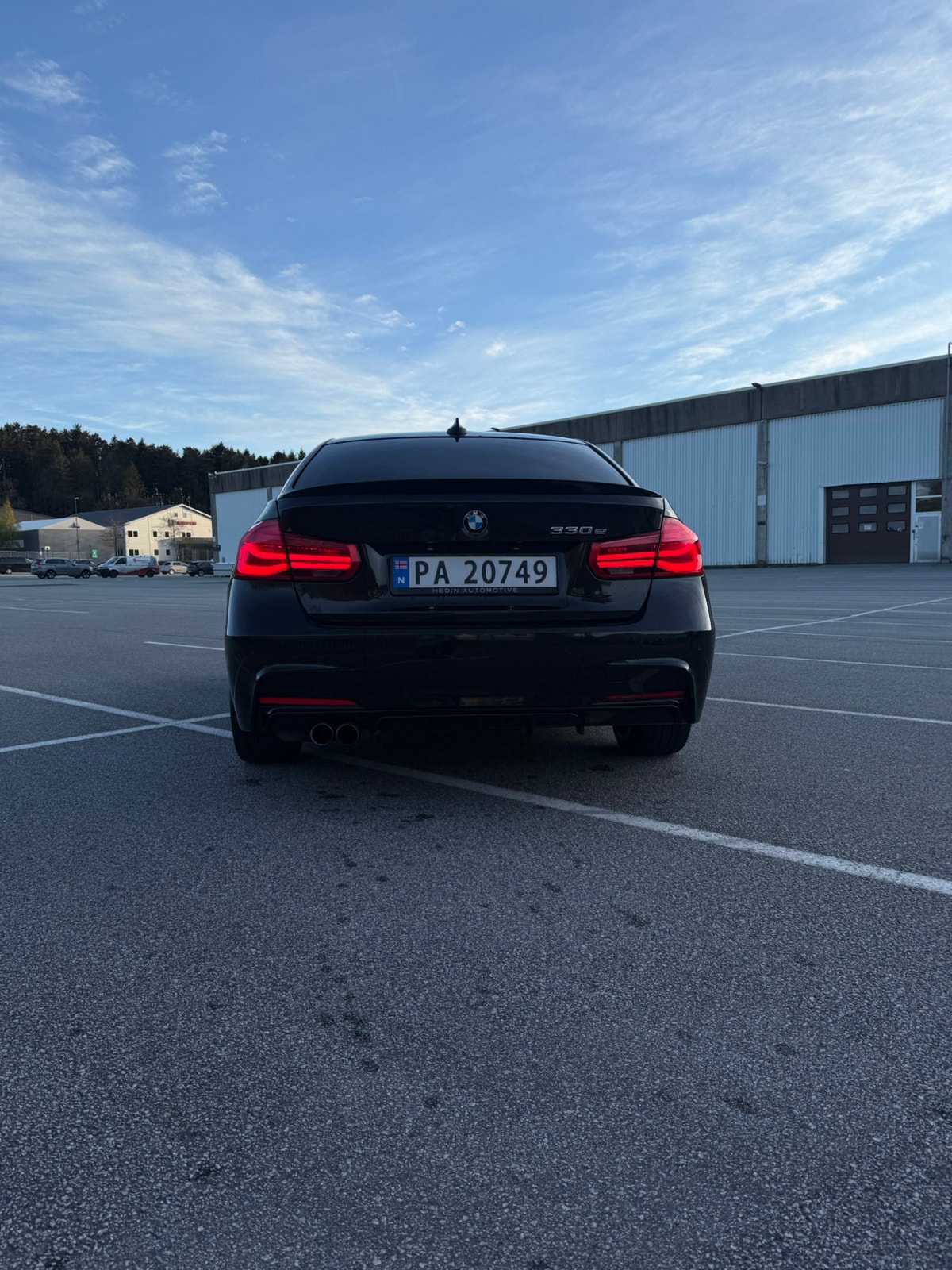 BMW 330e Sedan Steptronic, 252hp, 2016