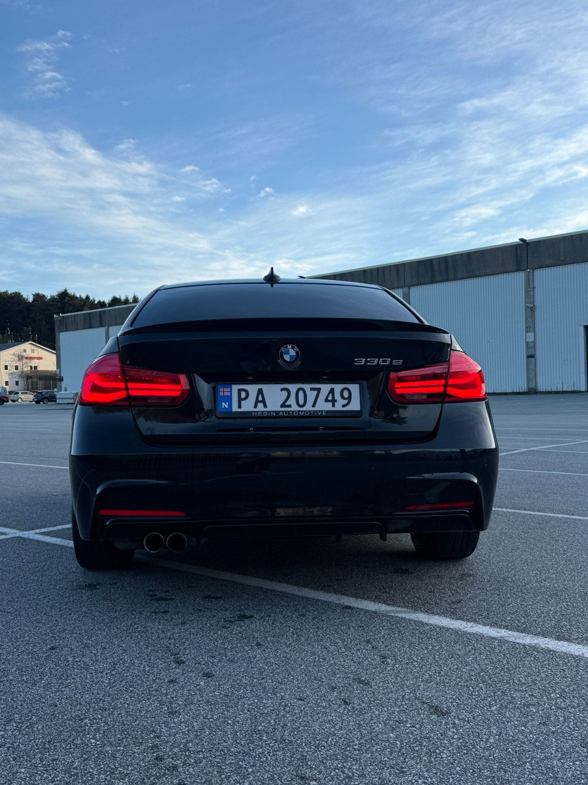 BMW 330e Sedan Steptronic, 252hp, 2016