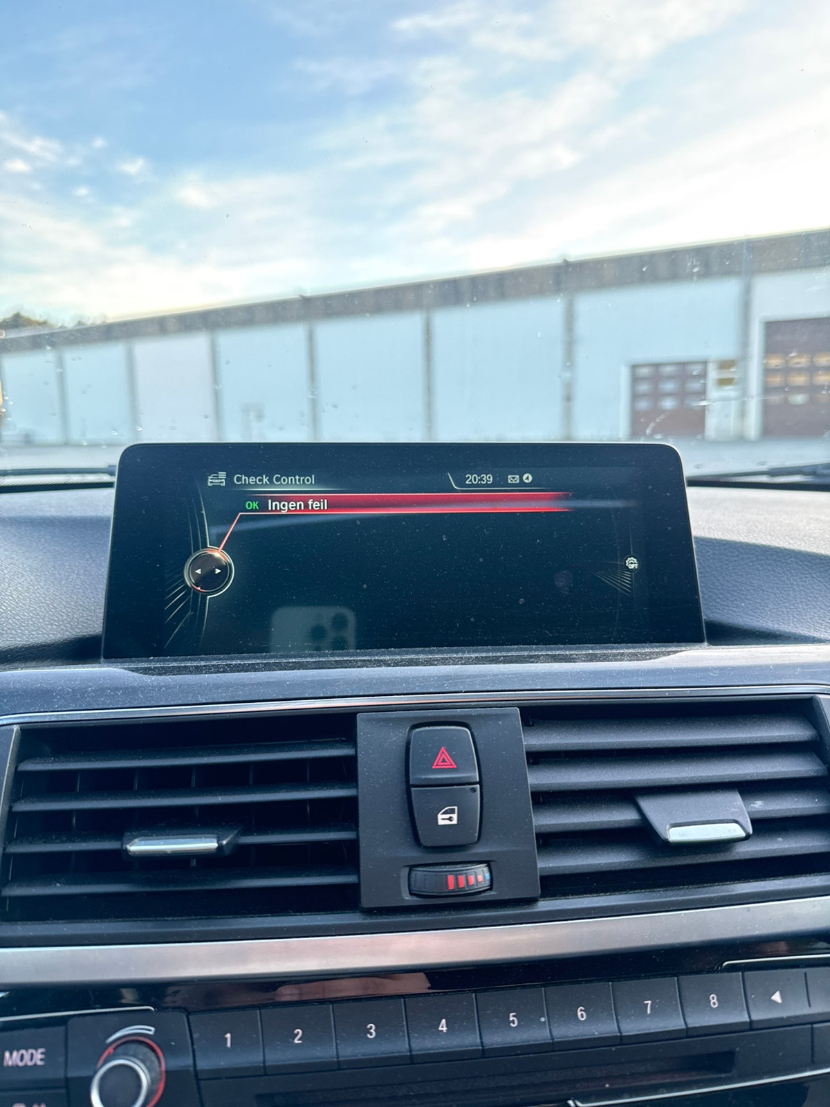 BMW 330e Sedan Steptronic, 252hp, 2016