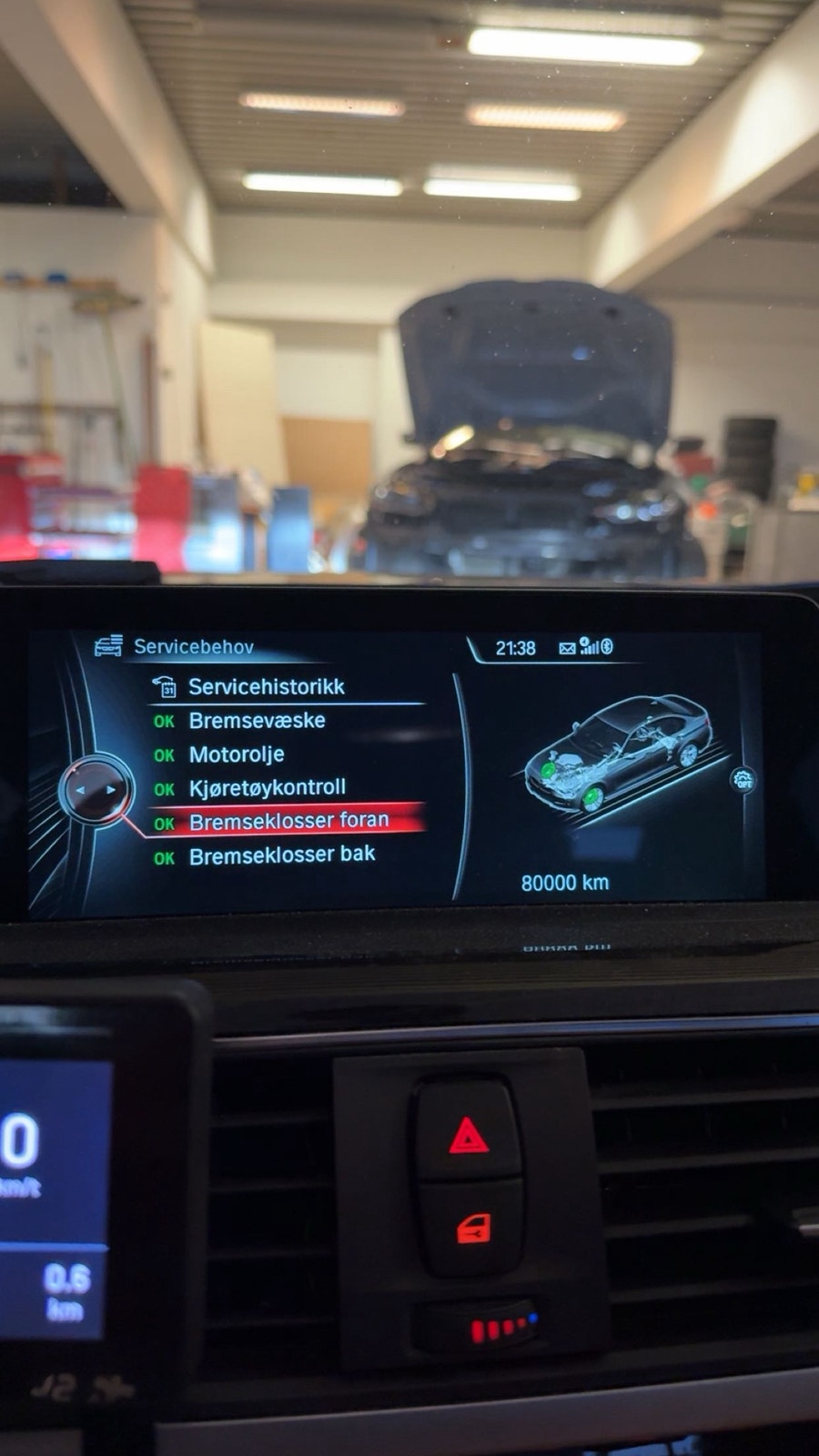 BMW 330e Sedan Steptronic, 252hp, 2016