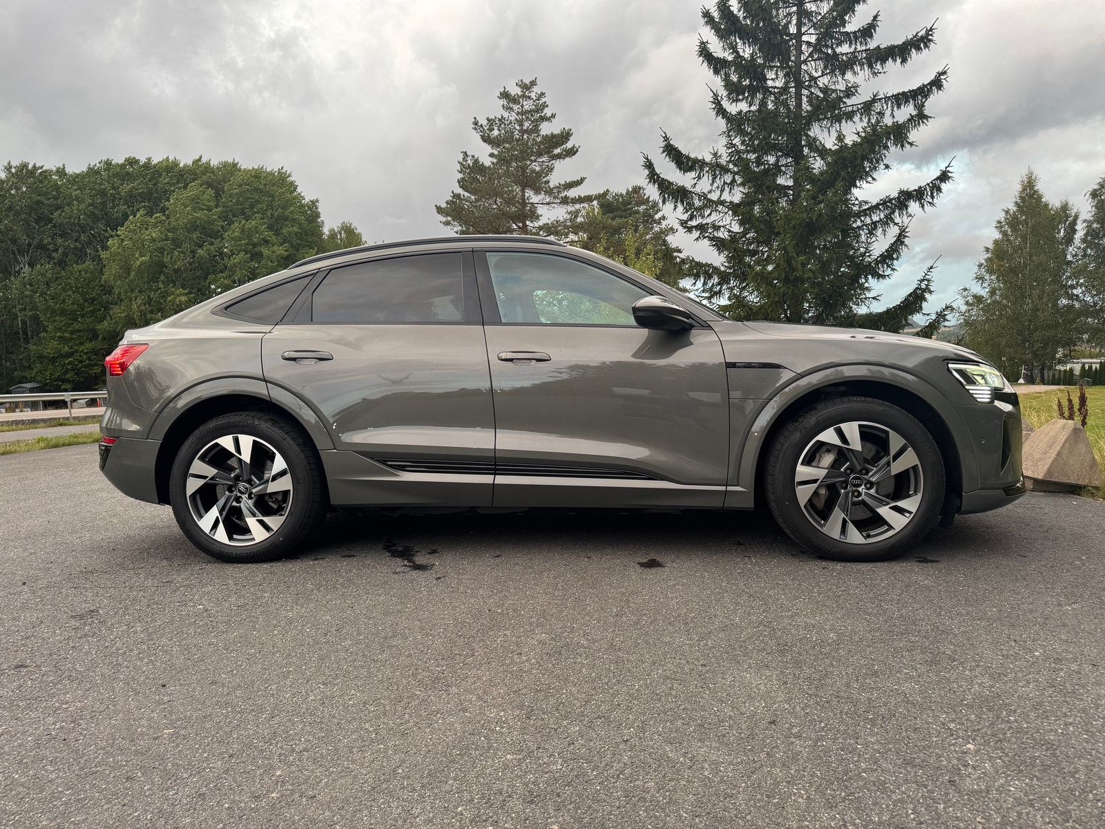 Audi Q8 Sportback 55 e-tron quattro, 408hp, 2024