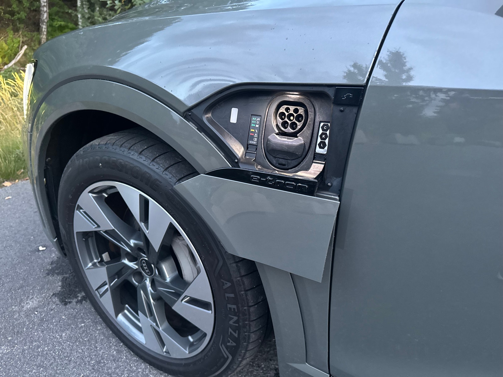 Audi Q8 Sportback 55 e-tron quattro, 408hp, 2024