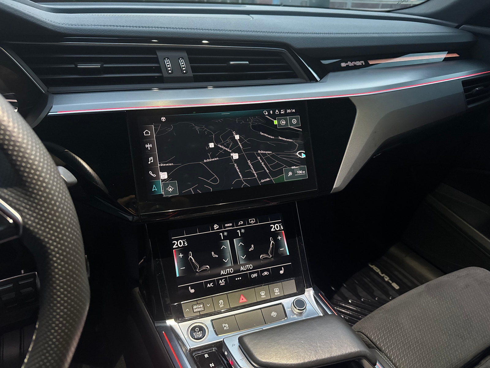 Audi Q8 Sportback 55 e-tron quattro, 408hp, 2024