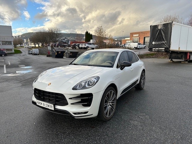 Porsche Macan Turbo PDK, 400hp, 2014