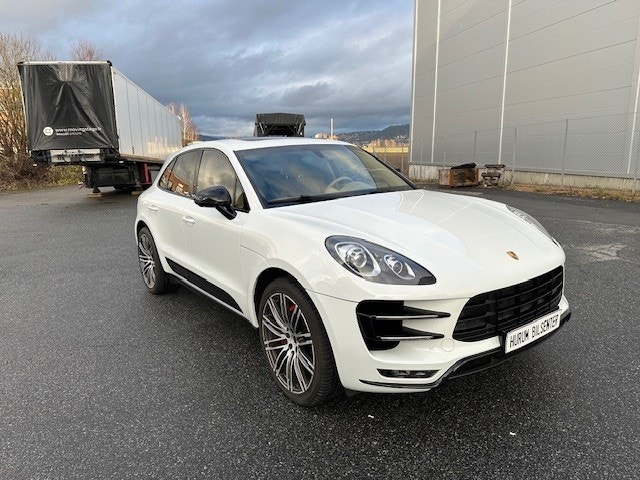 Porsche Macan Turbo PDK, 400hp, 2014