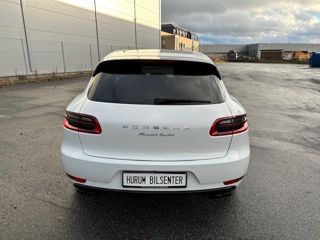 Porsche Macan Turbo PDK, 400hp, 2014