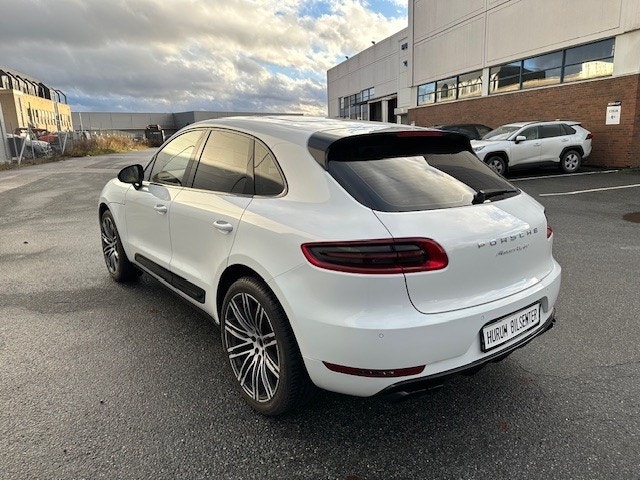 Porsche Macan Turbo PDK, 400hp, 2014