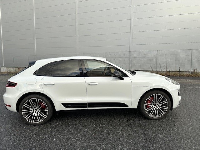 Porsche Macan Turbo PDK, 400hp, 2014