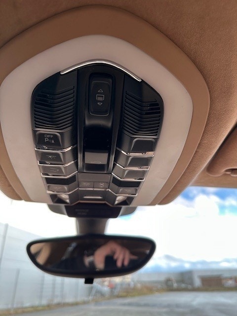 Porsche Macan Turbo PDK, 400hp, 2014