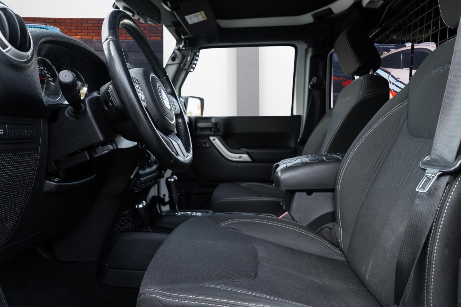Jeep Wrangler Unlimited 2.8 4WD Automatic, 200hp, 2013