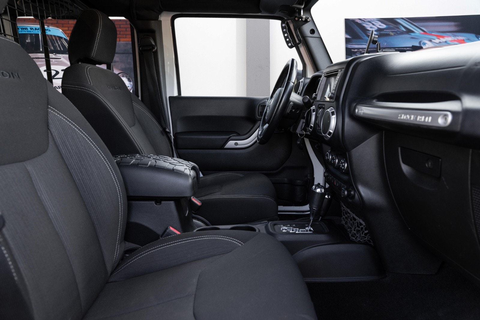 Jeep Wrangler Unlimited 2.8 4WD Automatic, 200hp, 2013