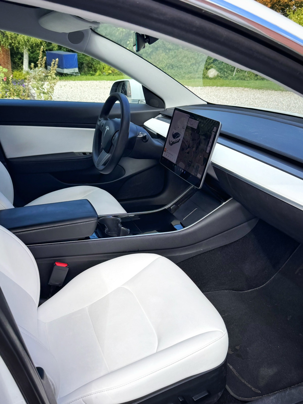 Tesla Model 3 Standard Range Plus, 325ps, 2020