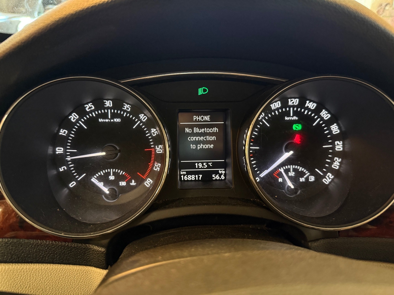 Škoda Superb Combi 2.0 TDI 4x4 DSG Sequential, 6-trins, 140ps, 2012
